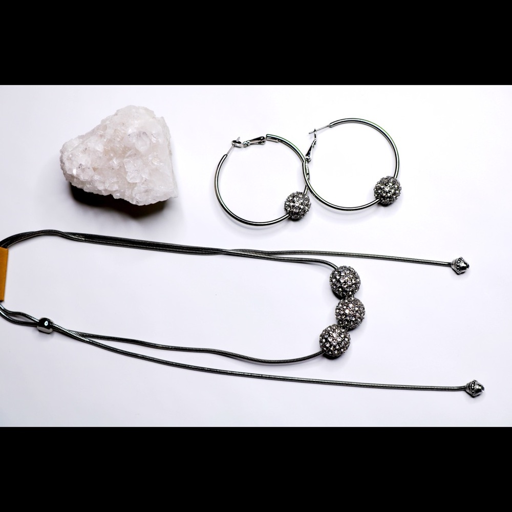 Chico’s Convertible Silvertone Fireball Necklace - Picture 8 of 11